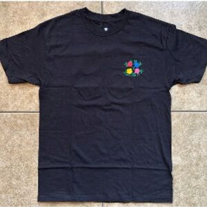 NWT BORN X RAISED Black Tee W/ Multicolored Puff Print Flower Size Small